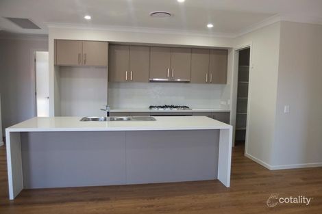 Property photo of 19 Meredith Street Eight Mile Plains QLD 4113