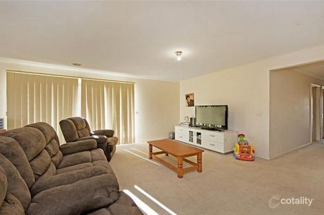 31 Silver Gum St, Manor Lakes, VIC 3024