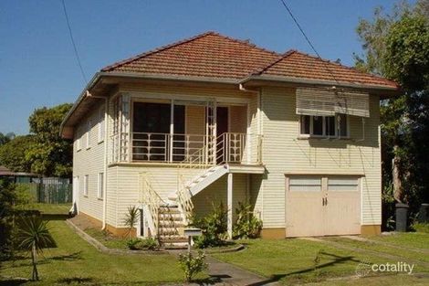 Property photo of 37 Third Avenue Sandgate QLD 4017