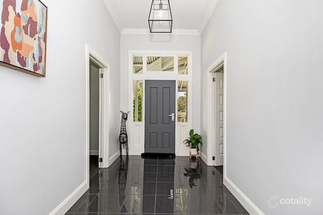 Property photo of 3 Maddison View Hamilton VIC 3300