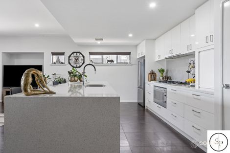 Property photo of 21 Abeona Parade Madora Bay WA 6210