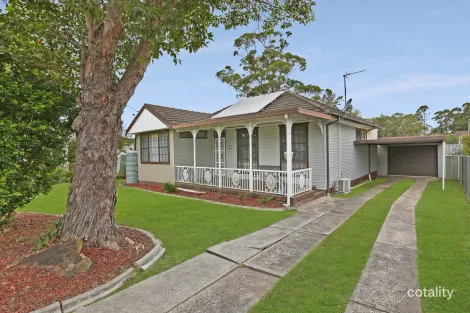 Property photo of 13 Lakelands Drive Dapto NSW 2530