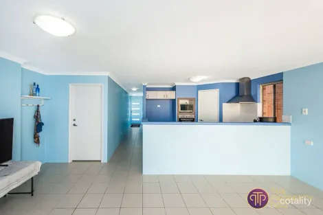 Property photo of 14/17-21 Third Avenue Kelmscott WA 6111