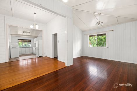 Property photo of 19 Davies Street Oxley QLD 4075