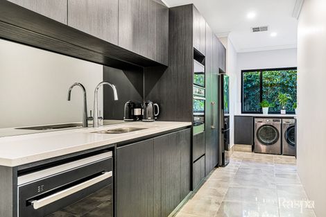 Property photo of 29 Riverina Parade Lake Coogee WA 6166