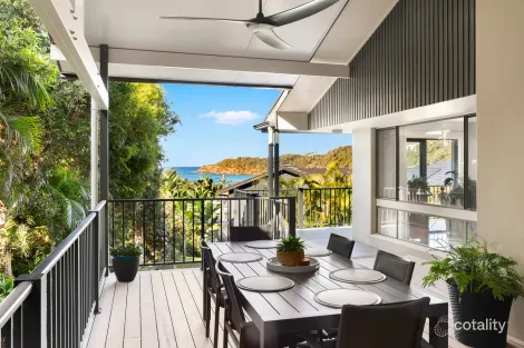 33 Korora Bay Dr, Korora, NSW 2450