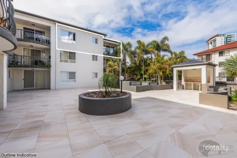31/3 Norman St, Southport, QLD 4215