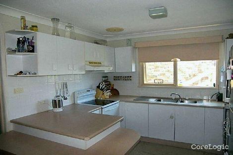 Property photo of 2 Metcalf Place Mount Warrigal NSW 2528