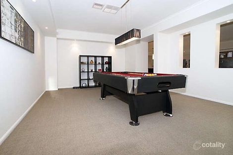 Property photo of 70 Excelsior Heights Craigieburn VIC 3064