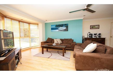 Property photo of 5 Gloucester Court Highland Park QLD 4211