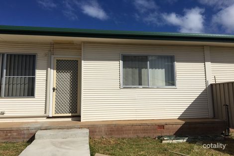 2/4 Little Underwood St, Forbes, NSW 2871