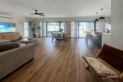 Property photo of 4 Endurance Place Birtinya QLD 4575