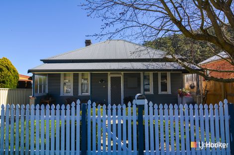 Property photo of 12 Victoria Avenue Oakey Park NSW 2790