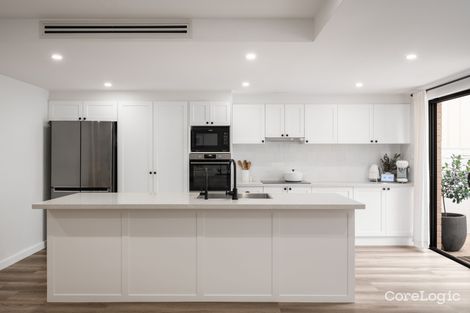 Property photo of 35 Flame Tree Street Casula NSW 2170