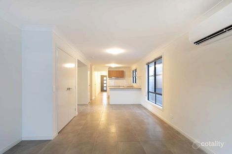 Property photo of 6 Silvertop Crescent Spring Mountain QLD 4300