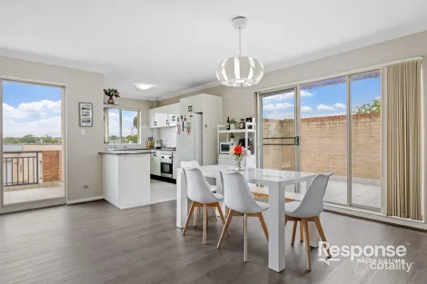 Property photo of 31/2 Conie Avenue Baulkham Hills NSW 2153