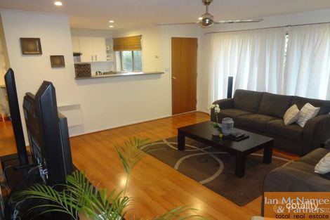 Property photo of 16/17 Brudenell Drive Jerrabomberra NSW 2619