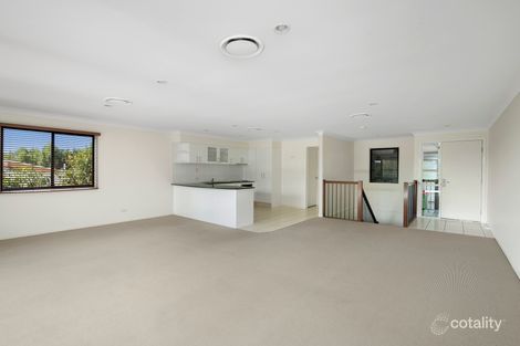 Property photo of 11/2 Ridgeline Way Highland Park QLD 4211