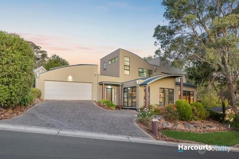 17 Highfield Dr, Aberfoyle Park, SA 5159