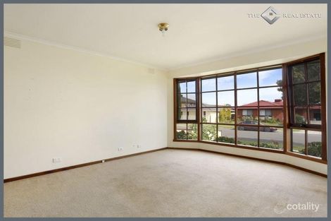 Property photo of 17 Fenton Court Keysborough VIC 3173