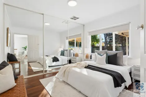 Property photo of 242 Huntriss Road Doubleview WA 6018