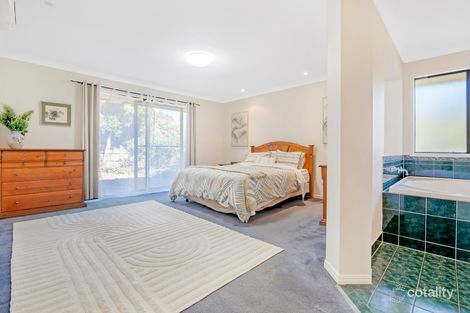Property photo of 15 Lockwood Place Molendinar QLD 4214