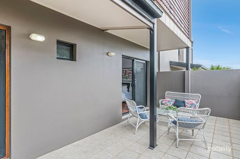 Property photo of 2/52 Pine Street Bulimba QLD 4171