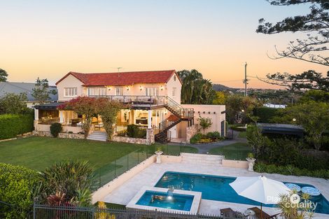 Property photo of 122 Abbotsleigh Street Holland Park QLD 4121