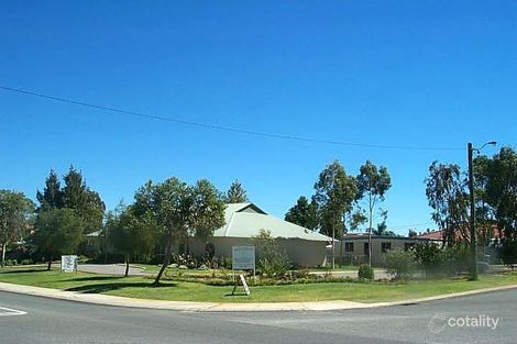 13 Elderberry Dr, South Lake, WA 6164