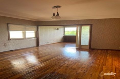Property photo of 35 Belmore Road Peakhurst NSW 2210