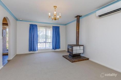 Property photo of 2 Coran Place Camillo WA 6111