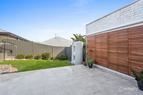 Property photo of 13 Nebula Way Dunmore NSW 2529