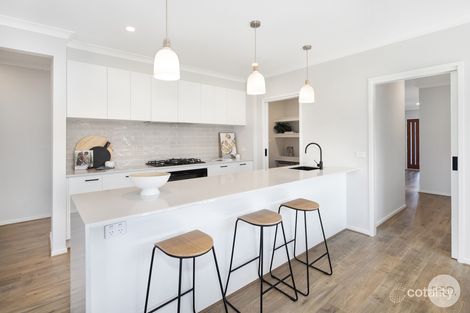 33 Kensington Bvd, Smythes Creek, VIC 3351