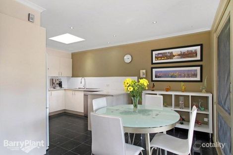 Property photo of 5 Marsh Court Wantirna South VIC 3152