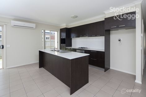 Property photo of 86 Webster Way Pakenham VIC 3810