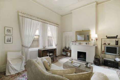 Property photo of 17 White Street Glen Iris VIC 3146