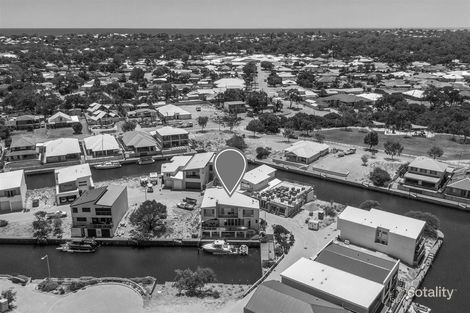 Property photo of 28 Houtman Lane Wannanup WA 6210