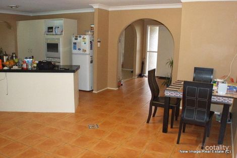 Property photo of 5 Cresthill Avenue Regents Park QLD 4118