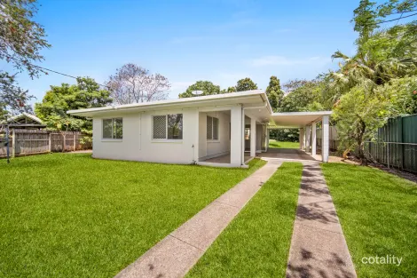 28 Davis Cl, Manoora, QLD 4870
