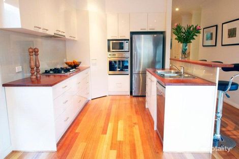Property photo of 2/4 Glen Ebor Avenue Blackburn VIC 3130