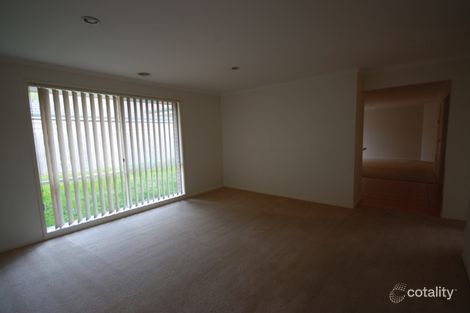 Property photo of 26 Fieldhouse Lane Berwick VIC 3806