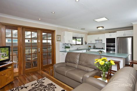 Property photo of 33 Yerambla Close Eleebana NSW 2282