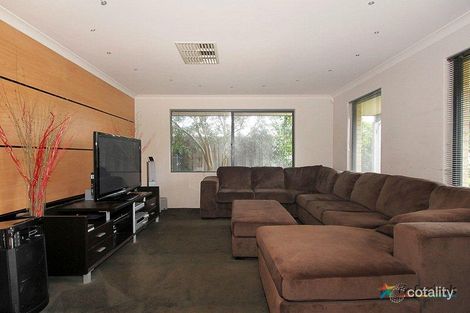 Property photo of 32 Welara Circle Henley Brook WA 6055