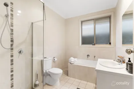 Property photo of 1A Cowra Avenue Gilles Plains SA 5086