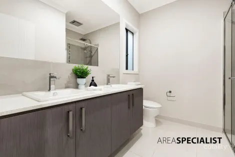 Property photo of 42 Australorp Drive Clyde North VIC 3978