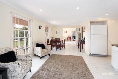 Property photo of 5 Tinbeerwah Place Chapel Hill QLD 4069