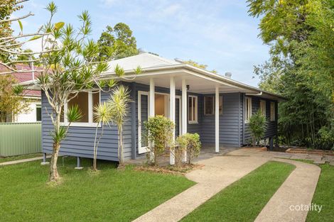 92 Taringa Pde, Indooroopilly, QLD 4068
