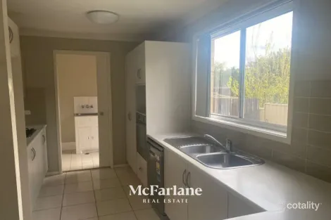 Property photo of 25 Harmony Crescent Mount Hutton NSW 2290