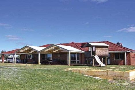 Property photo of 10 Barip Place Oakford WA 6121