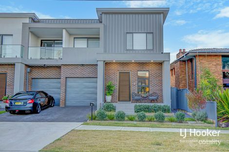 1/9-11 Elouera Cres, Moorebank, NSW 2170